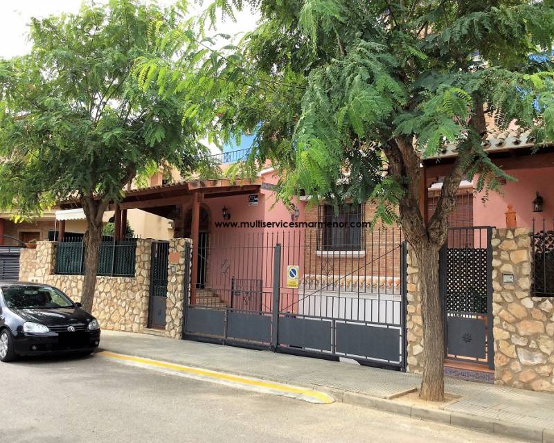 Casa semi-adosada - Venta - Los Narejos - Los Narejos