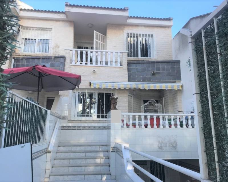 Einfamilienhaus/Doppelhaus - Wohnen - Los Alcázares - Los Alcázares