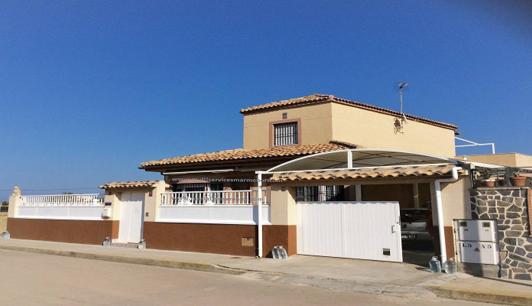 Sale - Semi-detached bungalow - Los Alcázares - Lomas del Rame